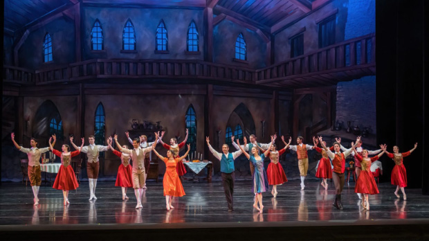 performers at the ballet